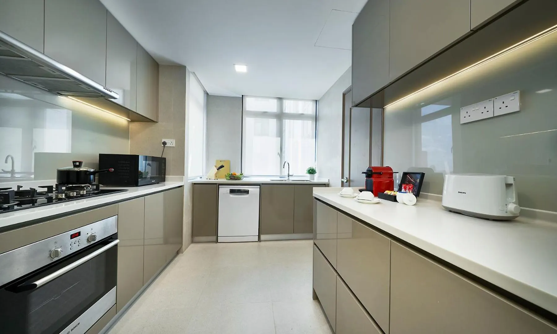 Great World Residences Singapore 4*,