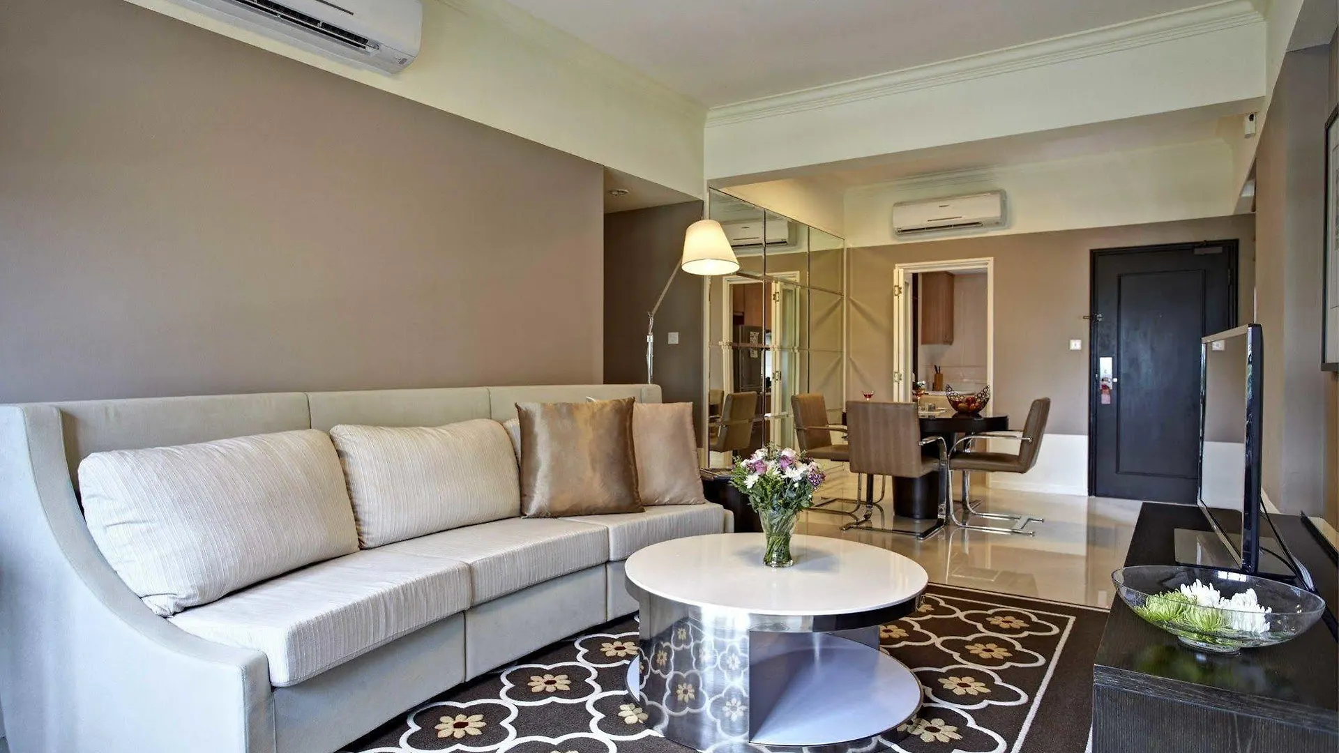 Great World Residences Singapore 4*,
