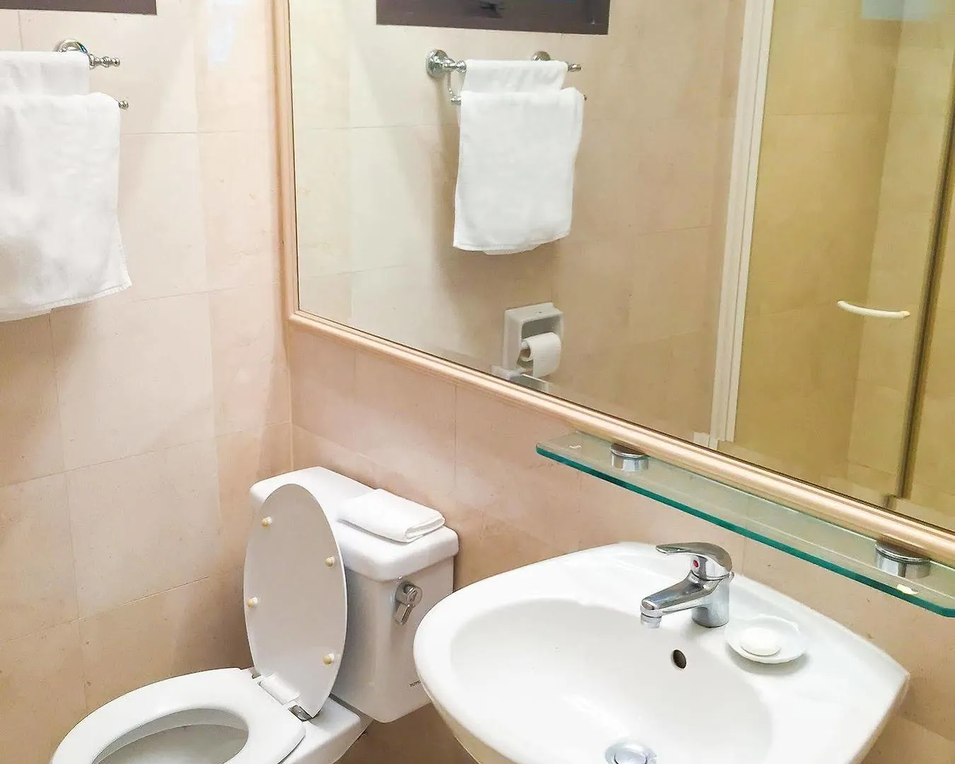Great World Residences Singapore Aparthotel